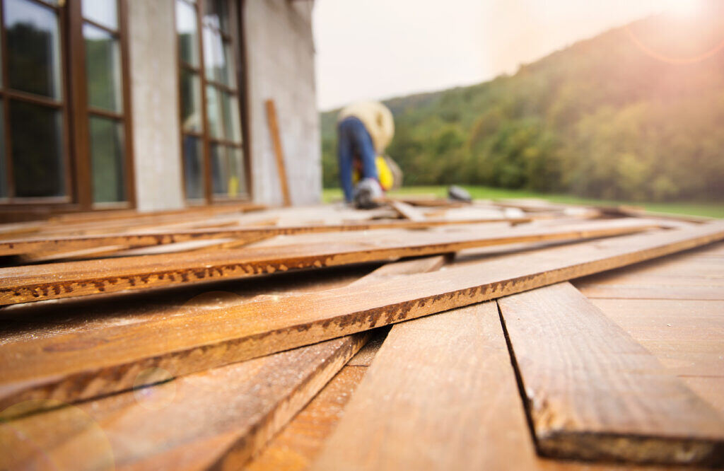 unfinished-wooden-flooring-in-patio-PNXNF4G-1024x666